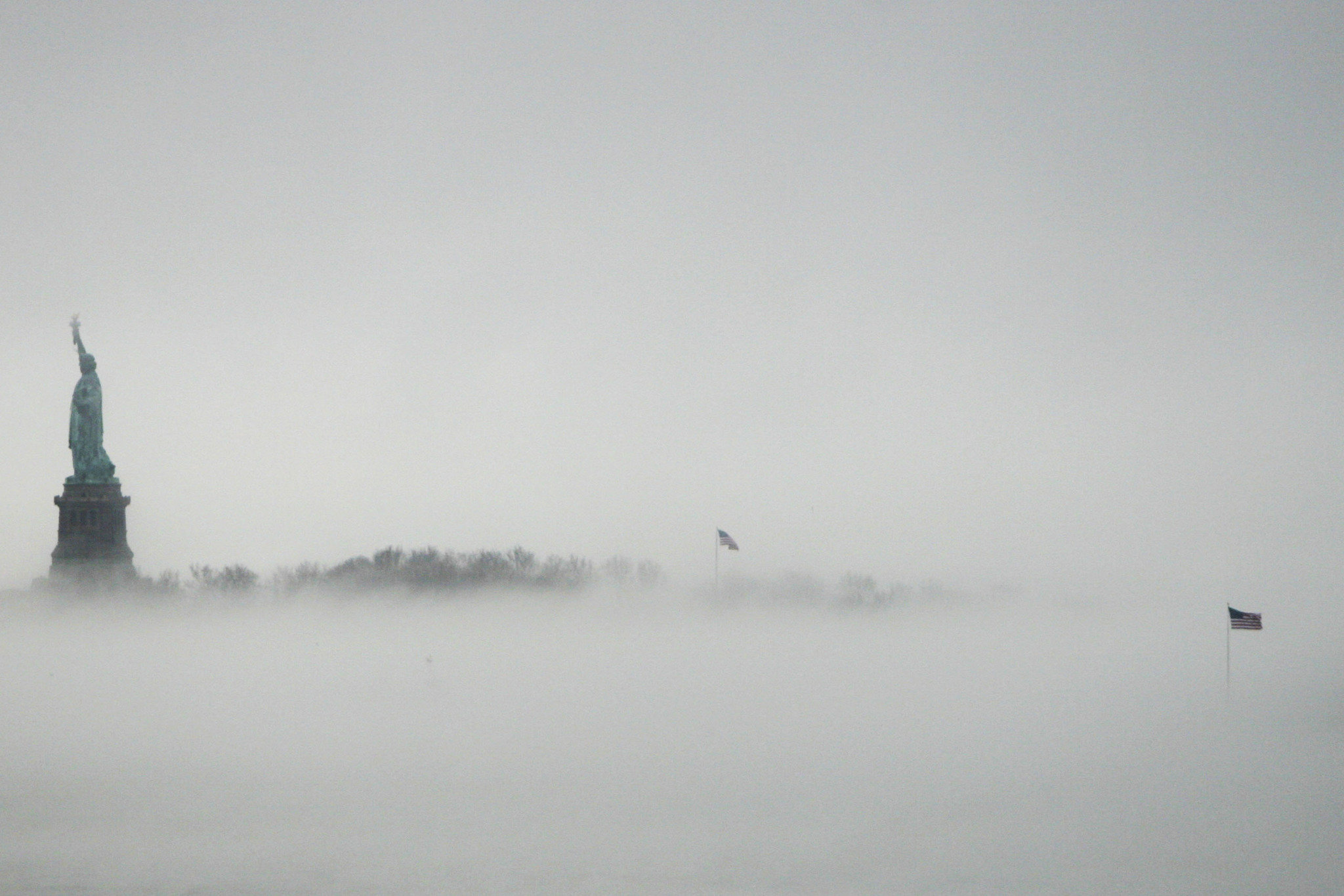 Should the US adopt a merit-based immigration system?