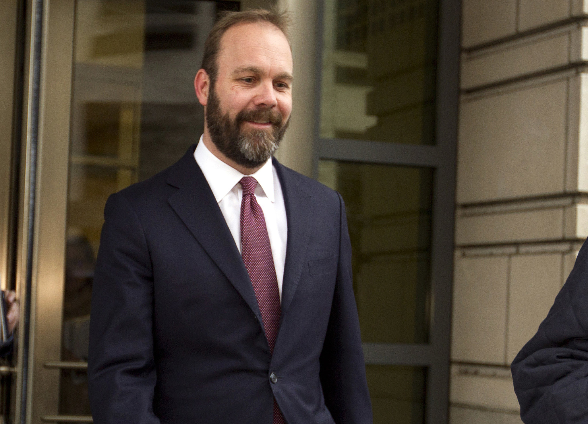 Paul Manafort trial: Former deputy Rick Gates admits embezzlement, other crimes