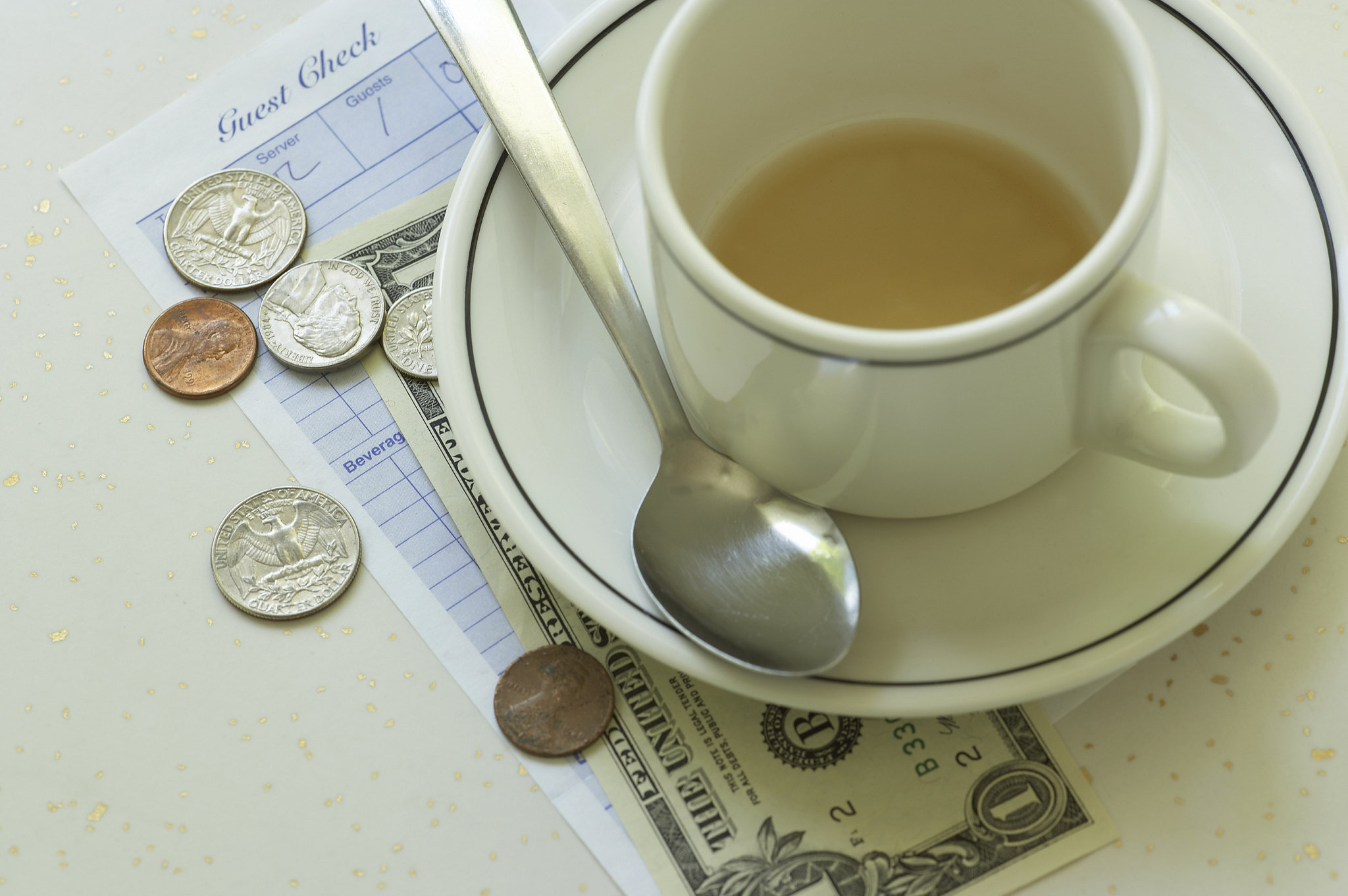 Waitress walks away with $12K after pocketing cash, cops say