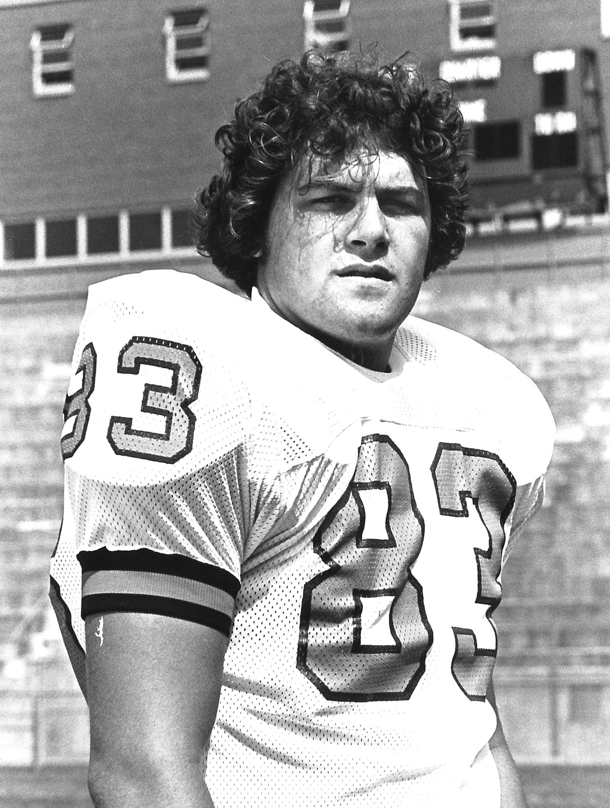 Former Syracuse football player Mike Connors has died | syracuse.com